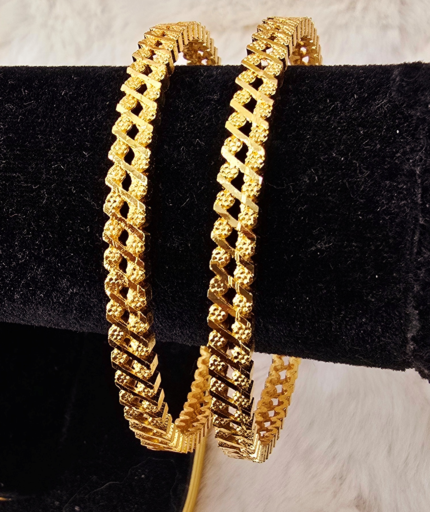 Architectural Gold Design Zig-Zag Bangles (B-013)