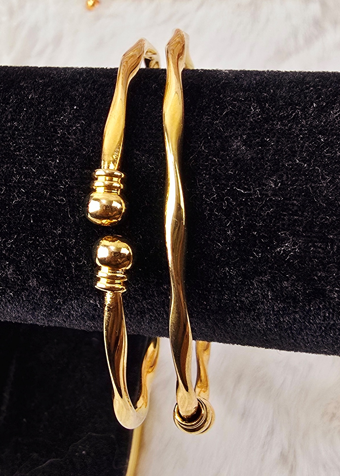 Minimalist Gold-Design Bead-Accent Bangles- (B-018)