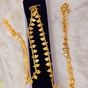 Traditional Gold-Tone Leaf Motif Chain Necklace (N-002)